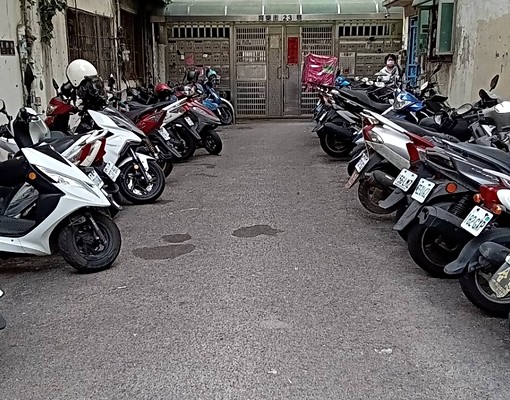 一中商圈、中醫商圈套房出租免追垃圾車 - Image 9