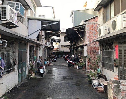 中華西路近星巴克優質透天套房獨立洗衣機 - Image 8