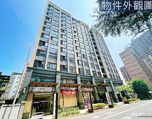 【巨城30秒|稀有釋出大套房】飯店級裝潢|大浴缸+陽台|免仲 - Image 10