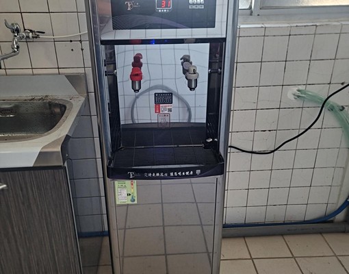 近立仁高中.包水.包電.包瓦斯.家具全 - Image 6