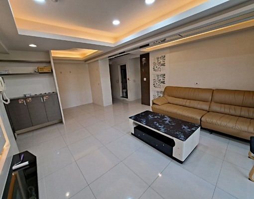 🔥可租補🔥逢甲公園四房全配車位裝潢美屋 - Image 2