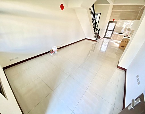 整棟透天出租⭐四房⭐有車位⭐可寵⭐可戶籍 - Image 2