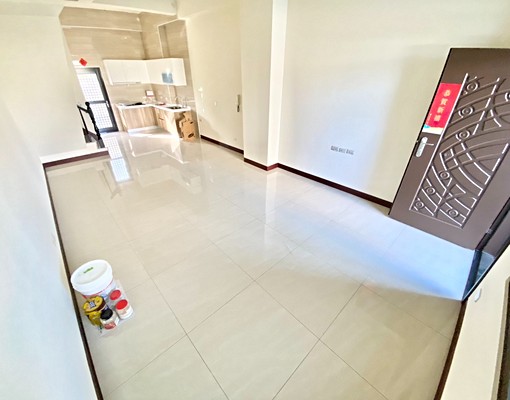 整棟透天出租⭐四房⭐有車位⭐可寵⭐可戶籍 - Image 3