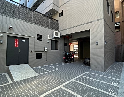 南區|溫馨小資套房|可租補上班族學生首選 - Image 6