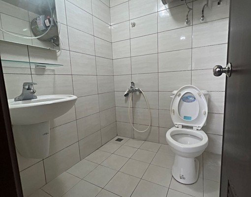 可配合申請租屋補助.含水公用電費.電費依台電標準可報稅 - Image 5