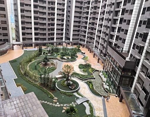 A7捷運甲子園面中庭三房車誠可議 - Image 1