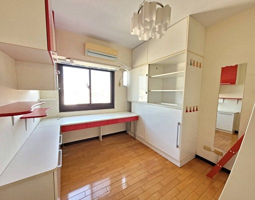 『西屯』至善路園道精裝三房含車位看屋可談~ - Image 9