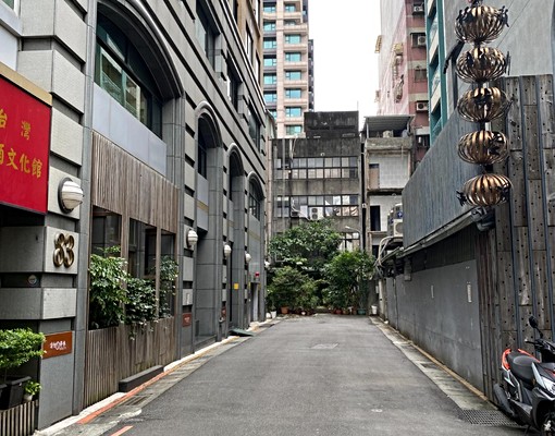 博愛特區◆車位◆延平南路◆半年3800含管理 - Image 5