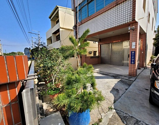 全新獨立式套房通風採光好開窗機車位可租屋補助 - Image 4