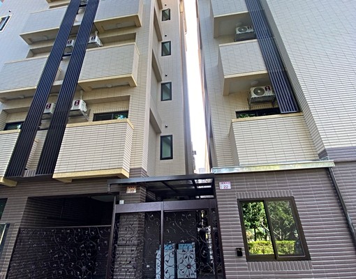 全新高檔套房近SOGO工業區公園河岸景觀 - Image 1