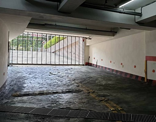 中山區稀有坡道平面室內好停車位~愛車免風吹日曬雨淋 - Image 2