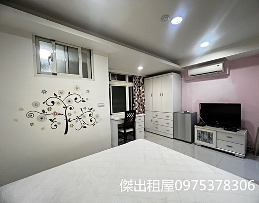 傑出租屋/近夜市優質套房,陽台獨洗,可貓 - Image 1
