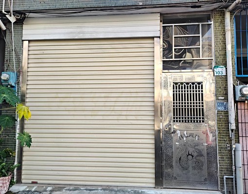 左營高鐵站套房/雅房出租(含水電) - Image 1