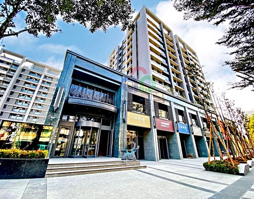 西屯大城仰雲~漂亮全配2房附休旅車位~ - Image 1