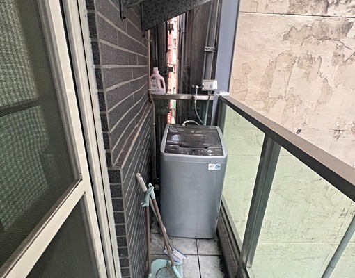 電梯一房一廳♠系統家具~陽台洗衣機 - Image 12