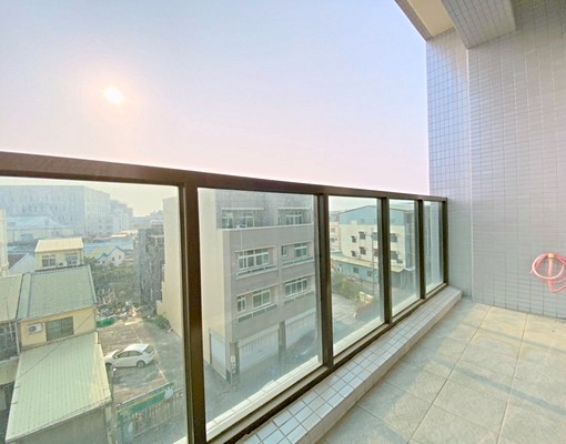 陽台獨洗✨乾溼分離衛浴✨附機車位✨美光人的最愛✨小羅精選 - Image 5