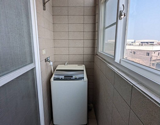 電梯套房有私人陽台洗衣機有室外停車場 - Image 12