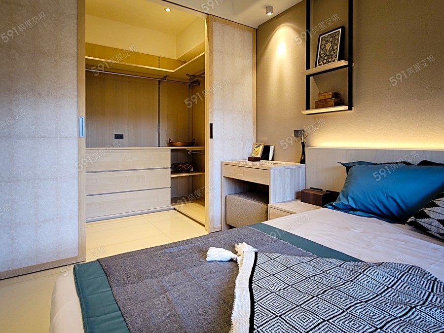 本格明水樣/實品屋