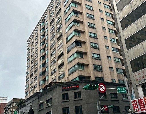 市中心平面大車位，兩張門禁卡 - Image 4