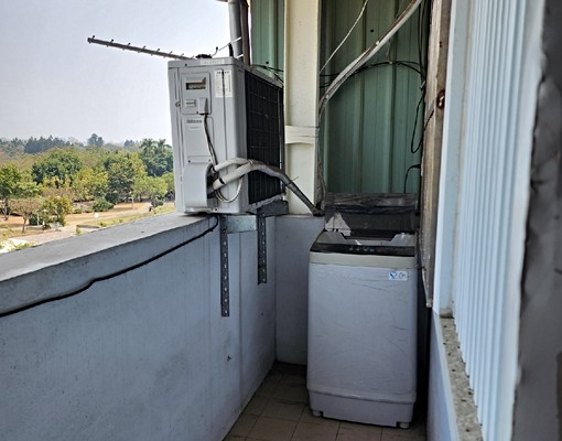 文化路香湖公園正對面大套房景觀好停車方便 - Image 11