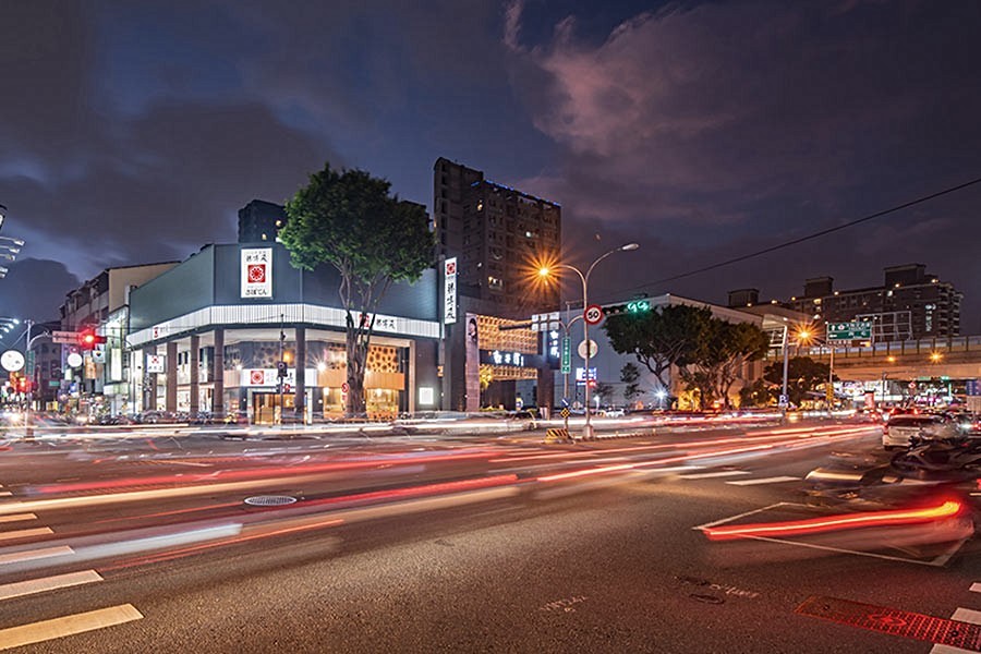 四大商圈環抱，360度生活饗宴