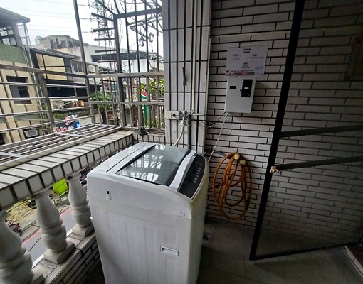 分租套房附家電.傢俱.網路.第四台.水費 - Image 5