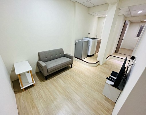 建中學區古亭站全新裝潢窗台大兩房可寵 - Image 1
