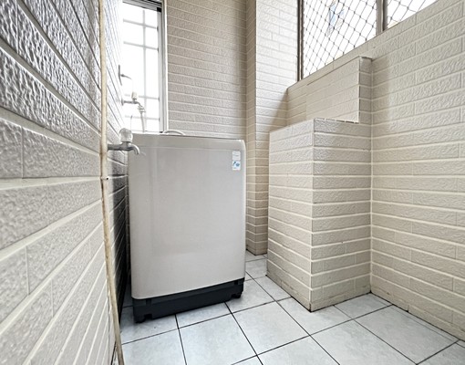 金華路商圈屋況新,獨立陽台,獨立洗衣機套房 - Image 5