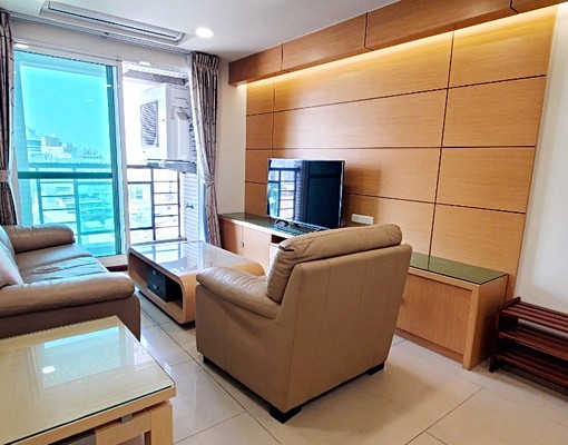 台南火車站前裝潢1+1電梯大樓限租公司戶 - Image 1