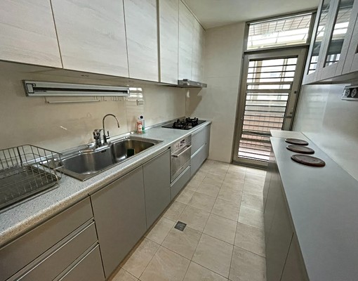 *天文館*新光*優質社區*平面車位* - Image 7