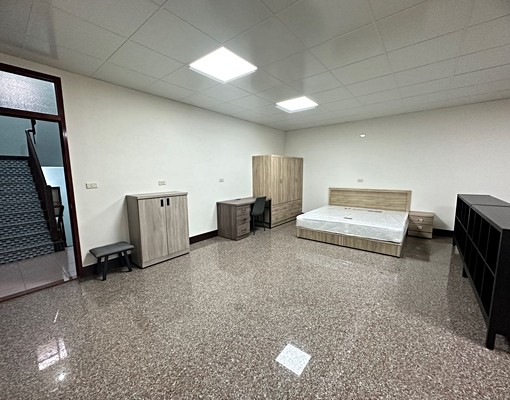 豆子埔公園旁16坪大套房,全新設備. - Image 4