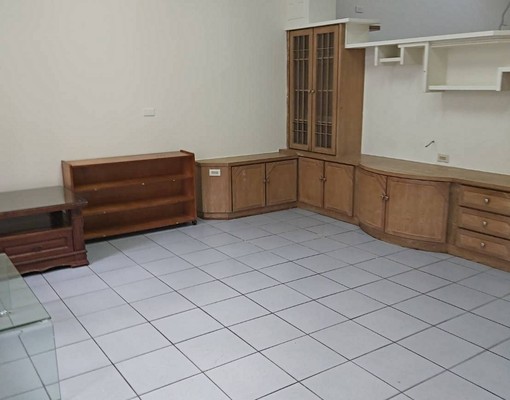 正東區雙車花園大透天可做工作室,長約可議 - Image 5