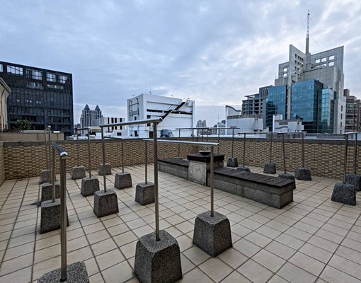 正巨蛋捷運站旁超佳機能鬧中取靜采翔天陽台進出美2房 - 591租屋網 - Image 15