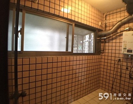 雙捷運獨立大套房 - Image 1