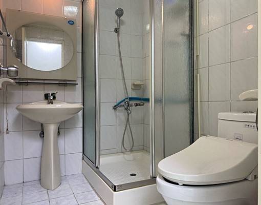 內湖捷運電梯套房/需公證/含稅/可租補 - Image 5