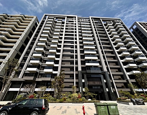 都會公園全新裝潢三房附平面車位 - Image 14