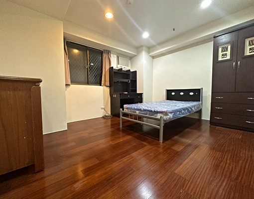 ~藝文特區三房車 - Image 3