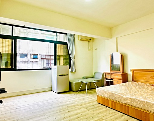 獨立門戶套房,鄰近火車站、捷運,設備齊全 - Image 4