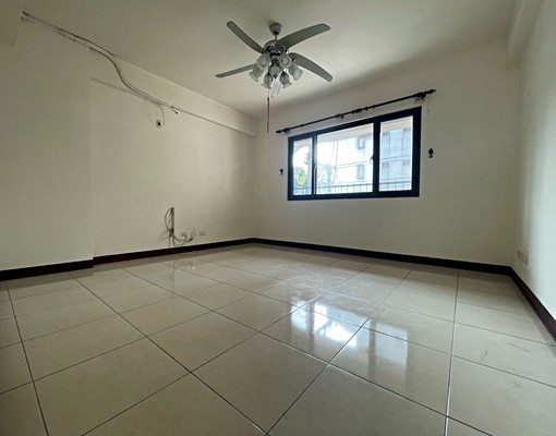 整棟透天現況出租門口停車家樂福 - 591租屋網 - Image 11