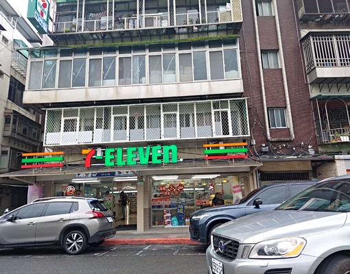 可租補/近內科德明/港墘捷運十分鐘/小7/蝦皮 - Image 14