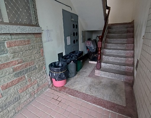 近園區陽台套房獨立洗衣機/垃圾處理 - Image 5