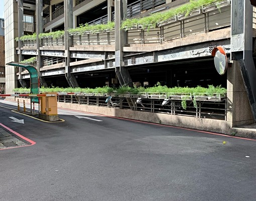 南方乙塔車位僅能停休旅車 - Image 3