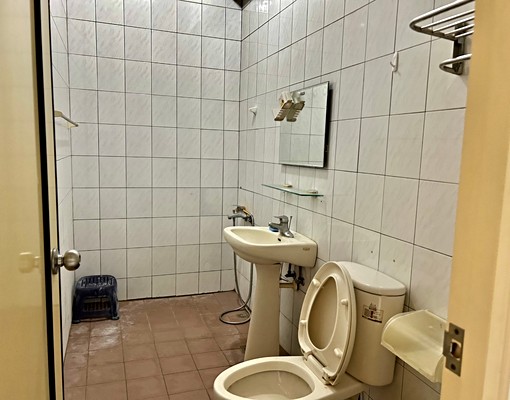 新市市中心7房3衛車墅/配備齊全/寬敞舒適 - Image 10