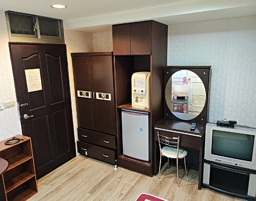 市府捷運面忠孝東路信義計劃區套房家電俱齊 - Image 9