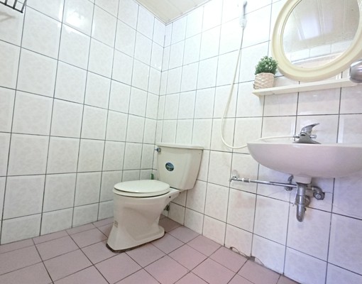 近忠孝夜市/獨曬陽台/有電梯 - Image 5