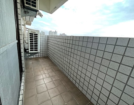 育英醫專建工商圈正3房2衛,全新廚具 - Image 13