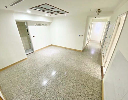 超大五房平車🔥可雙租補🔥家具電可談❤️冷氣全配 - Image 3