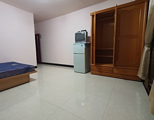 鄰近丹鳳及輔大捷運站,獨立套房不受干擾。限女性入住 - Image 9