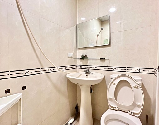 忠孝國小春水堂旁精裝修大3房可寵可租補 - Image 6