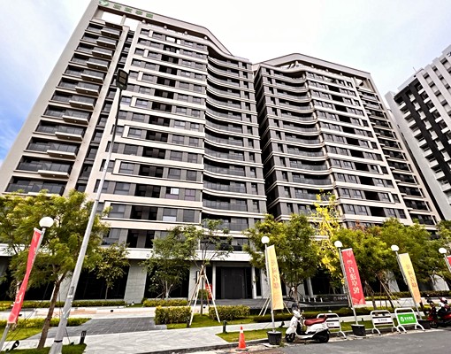 景觀宅,採光好,3房空間,2房格局(可申請租補) - Image 13